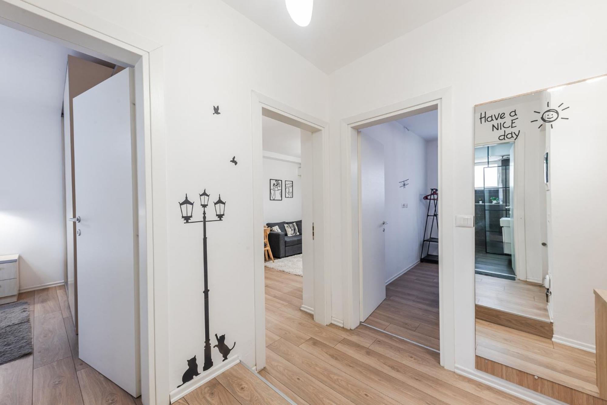 Noir Apartment By Kondo Stays Τίρανα Εξωτερικό φωτογραφία