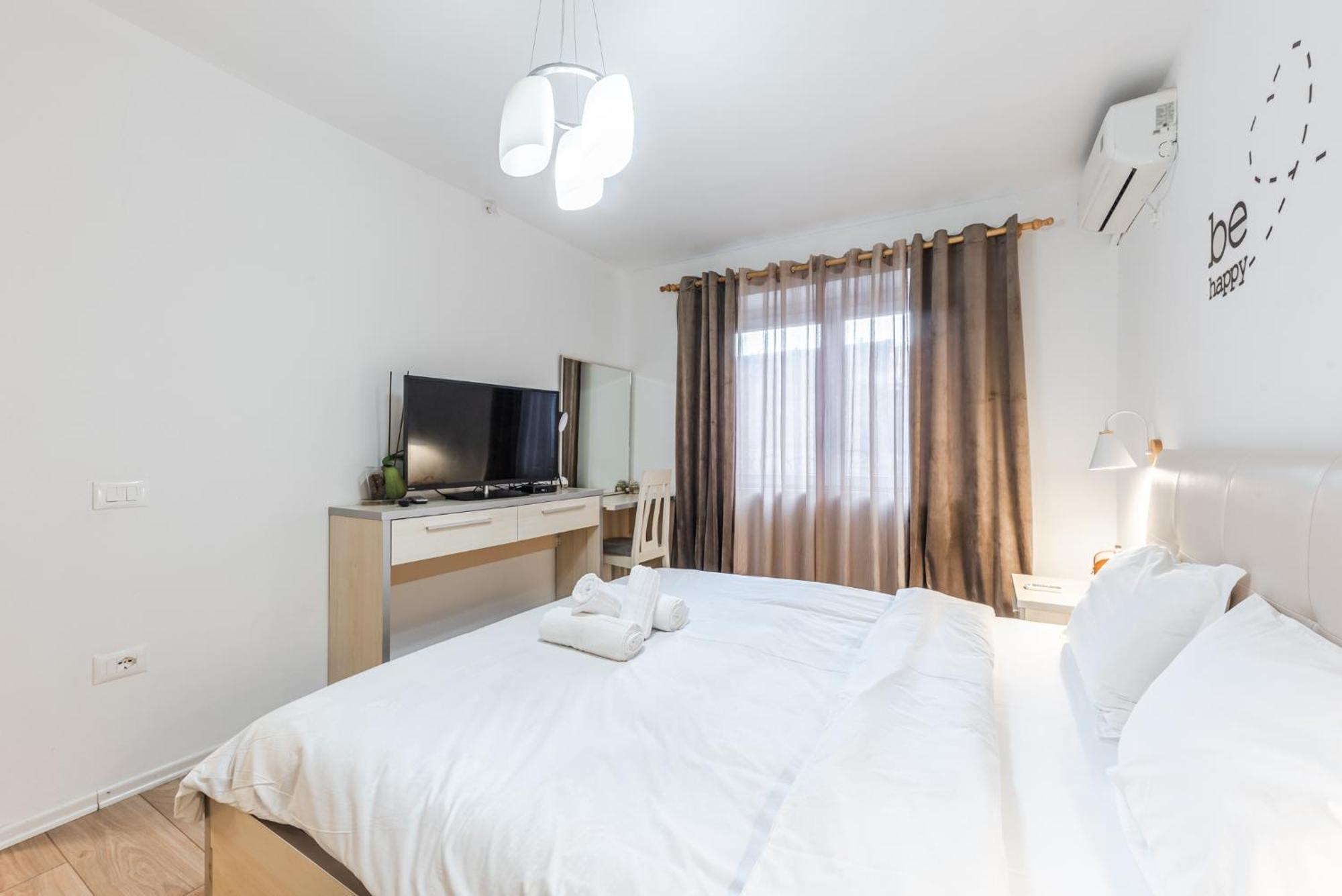 Noir Apartment By Kondo Stays Τίρανα Εξωτερικό φωτογραφία